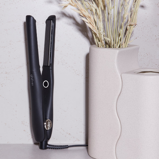 GHD Mini Styler | Piastra Professionale Capelli Pochette Termoresistente | Celebre Store